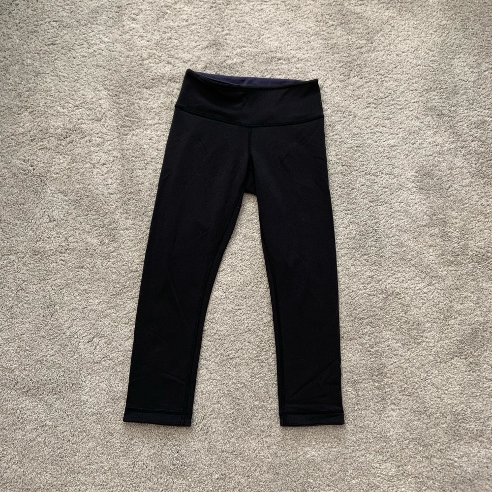 Lululemon reversible wunder under